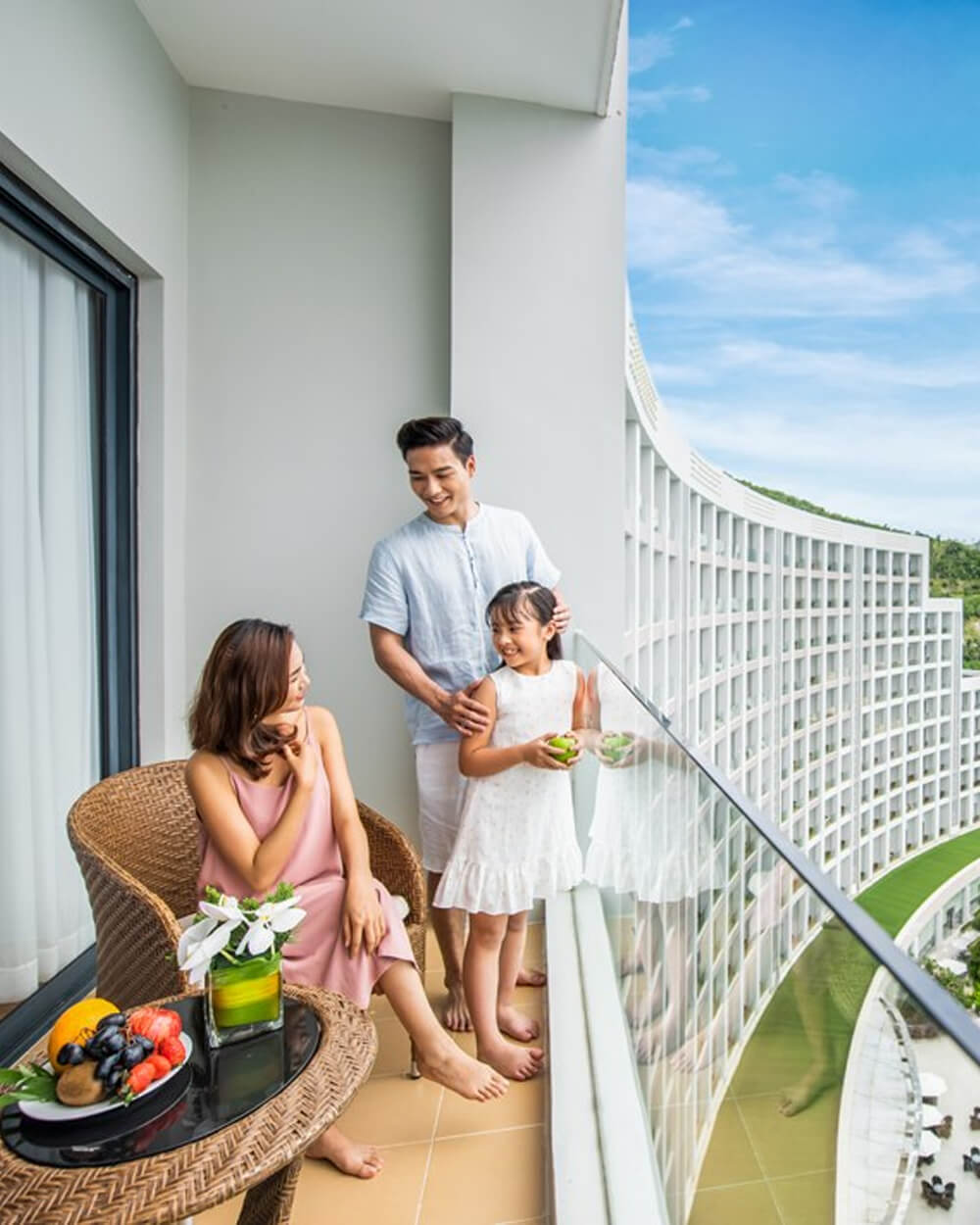 Phòng Khách Sạn Hướng Vườn