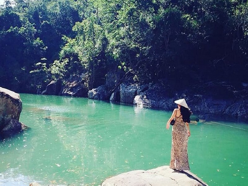 Khung cảnh thiên nhiên bình yên, mộc mạc