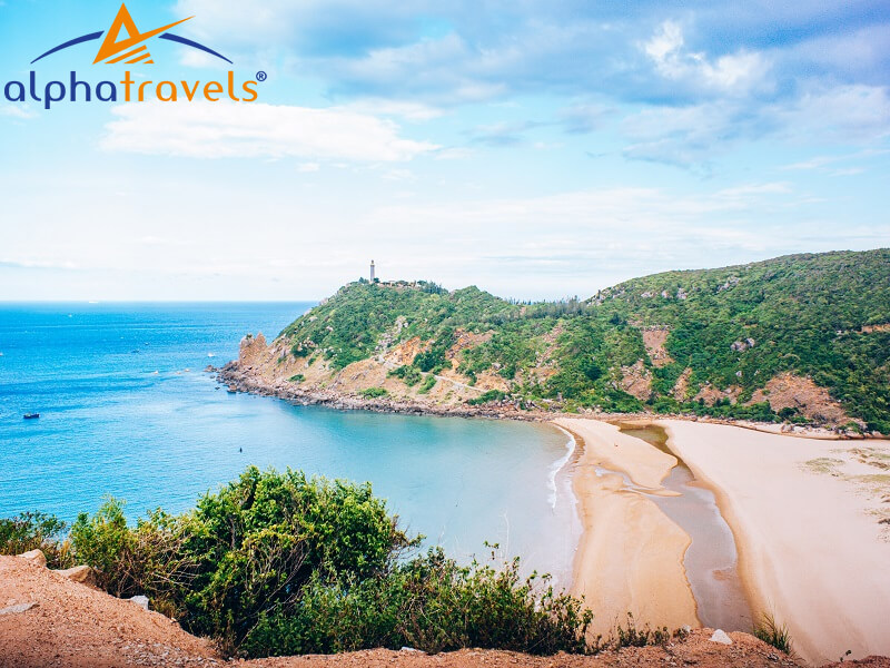 Hải Đăng Đại Lãnh hay còn gọi là Mũi Điện