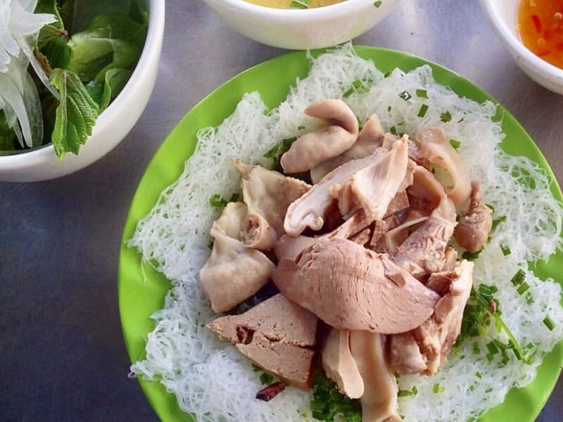 Quán bánh hỏi lòng heo ngon nhất Phú Yên