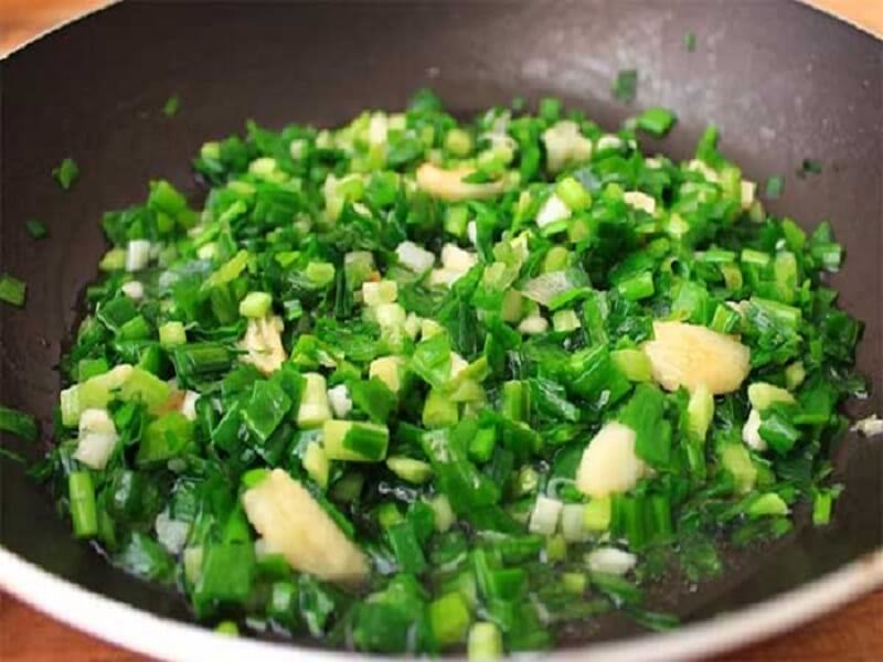 Làm đầu dừa lá hẹ