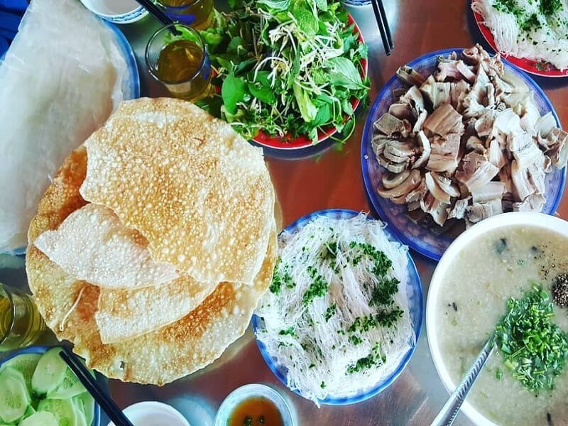 Thức thức món bánh hỏi lòng heo ngon khó cưỡng