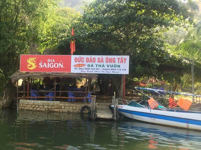 Quán Đức đảo Gà