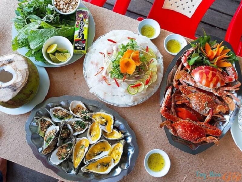 Hải sản Năm Ánh Tuy Hòa