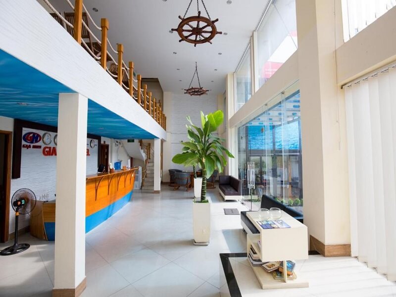 Khách sạn Gia Huy