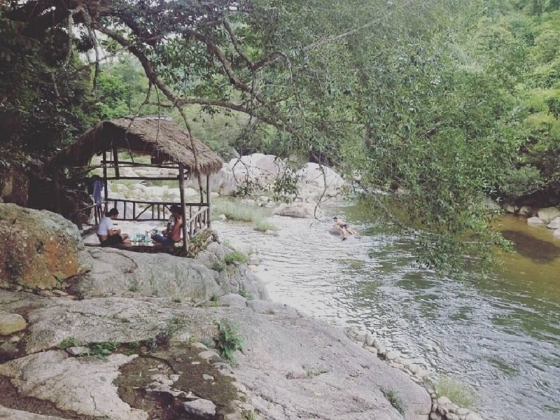 Thác Suối Nguồn