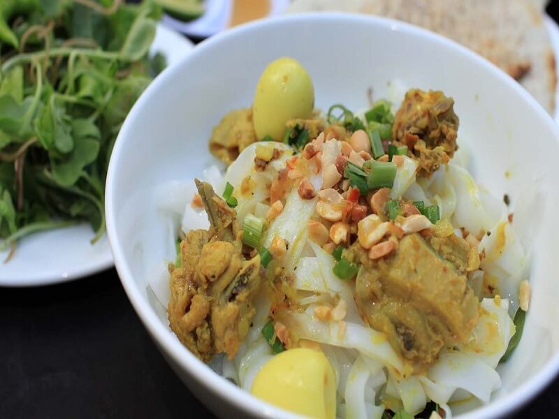 Mì xứ quảng Hà Yên Nha Trang