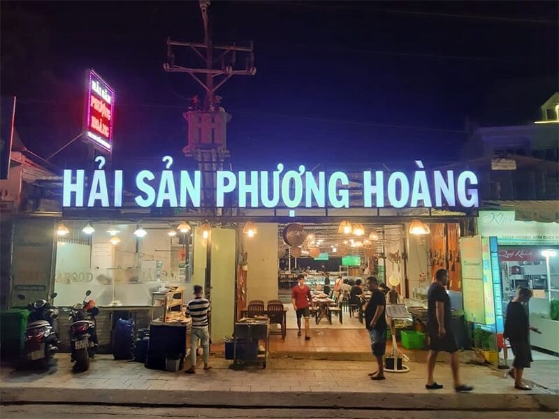 Nhà hàng hải sản Phường Hoàng