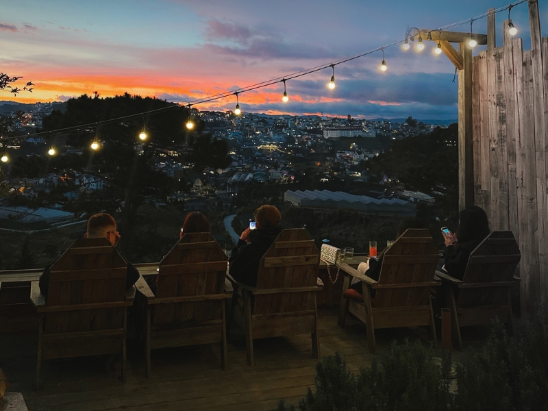 Góc Của Tùng - Quán cafe dành riêng cho những tâm hồn hoài cổ