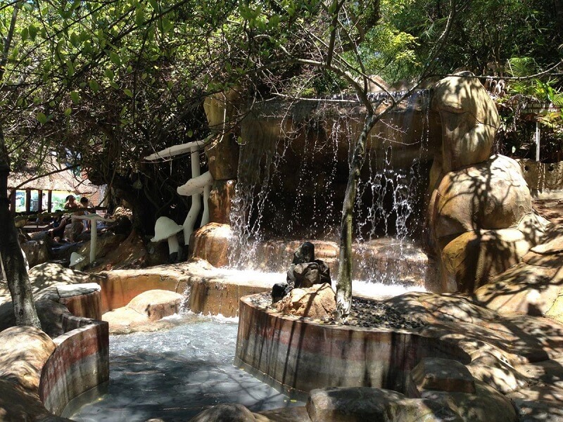 Kinh nghiệm du lịch suối khoáng nóng Tháp Bà