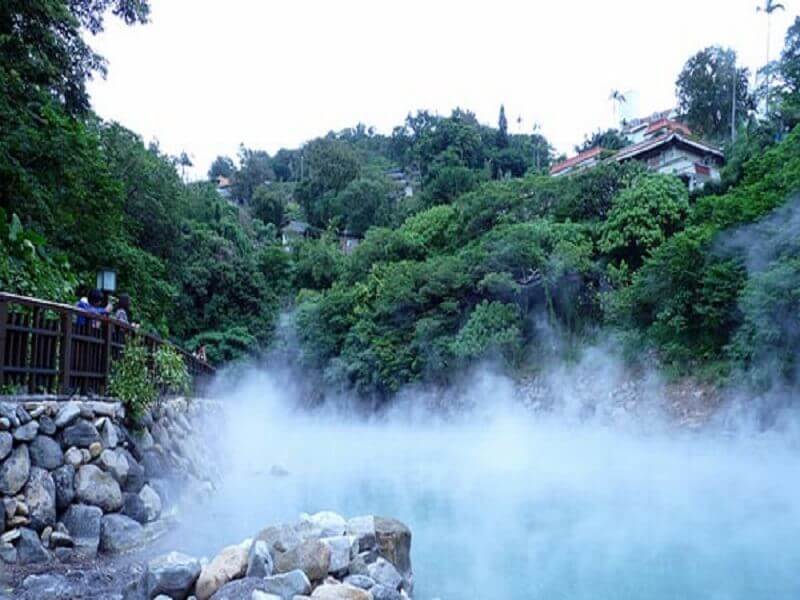 Suối nước nóng Hội Vân Bình Định