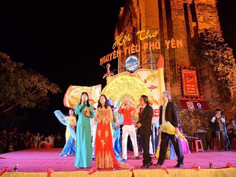 Hòa mình vào những hoạt động đặc sắc tại Núi Nhạn