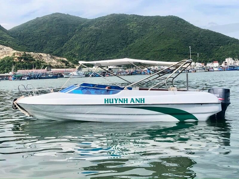 Check-in & lưu lại nhưng bức hình đẹp khi tham quan đảo Nha Trang