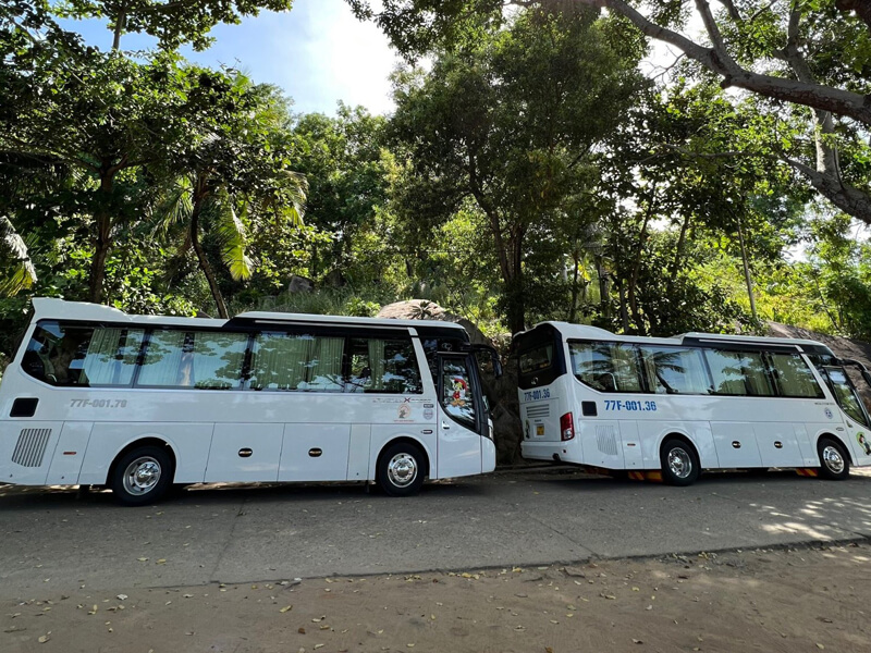 Xe 35 chỗ sạch sẽ, mới được bảo dưỡng thường xuyên