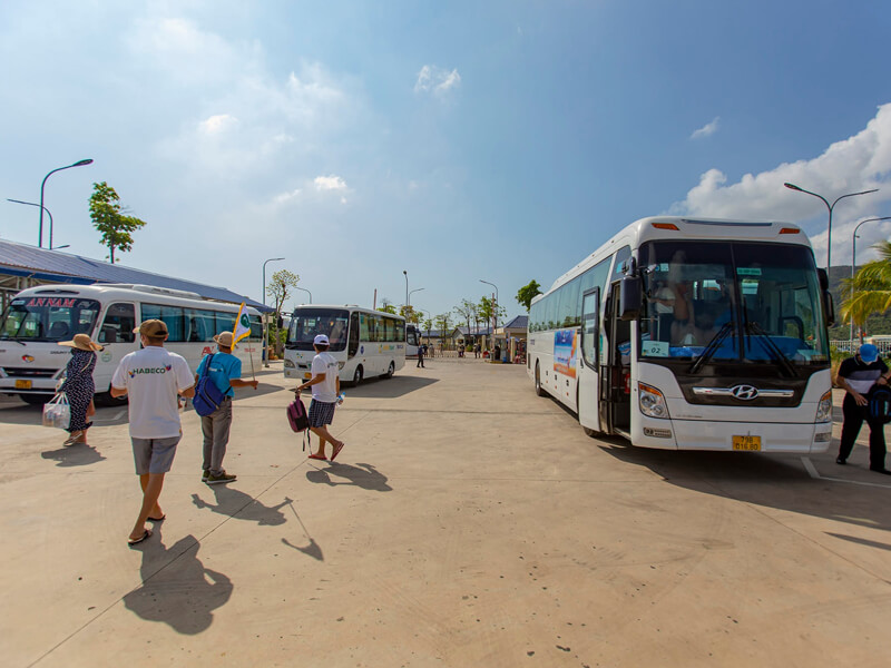 Dòng xe 45 chỗ đời mới, chất lượng cao