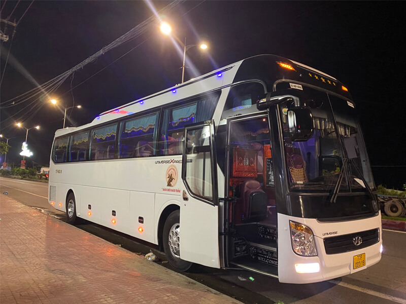 Cam kết dịch vụ xe 45 chỗ Quy Nhơn tuyệt vời
