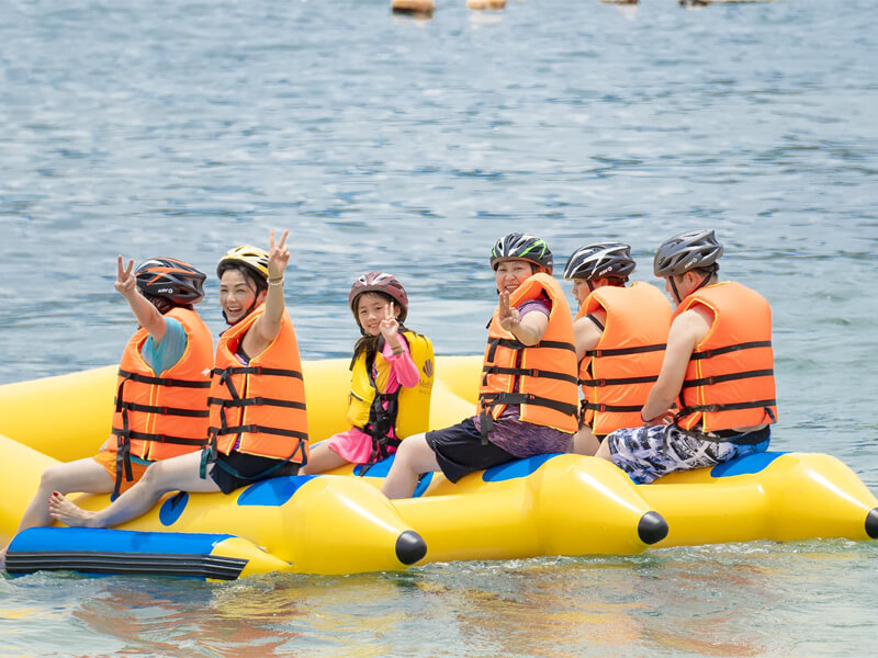 Chơi phao chuối dịch vụ được nhiều khách hàng lựa chọn