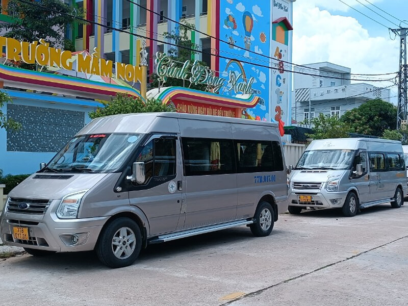 Xe đưa đón sân bay Phù Cát Quy Nhơn đời mới